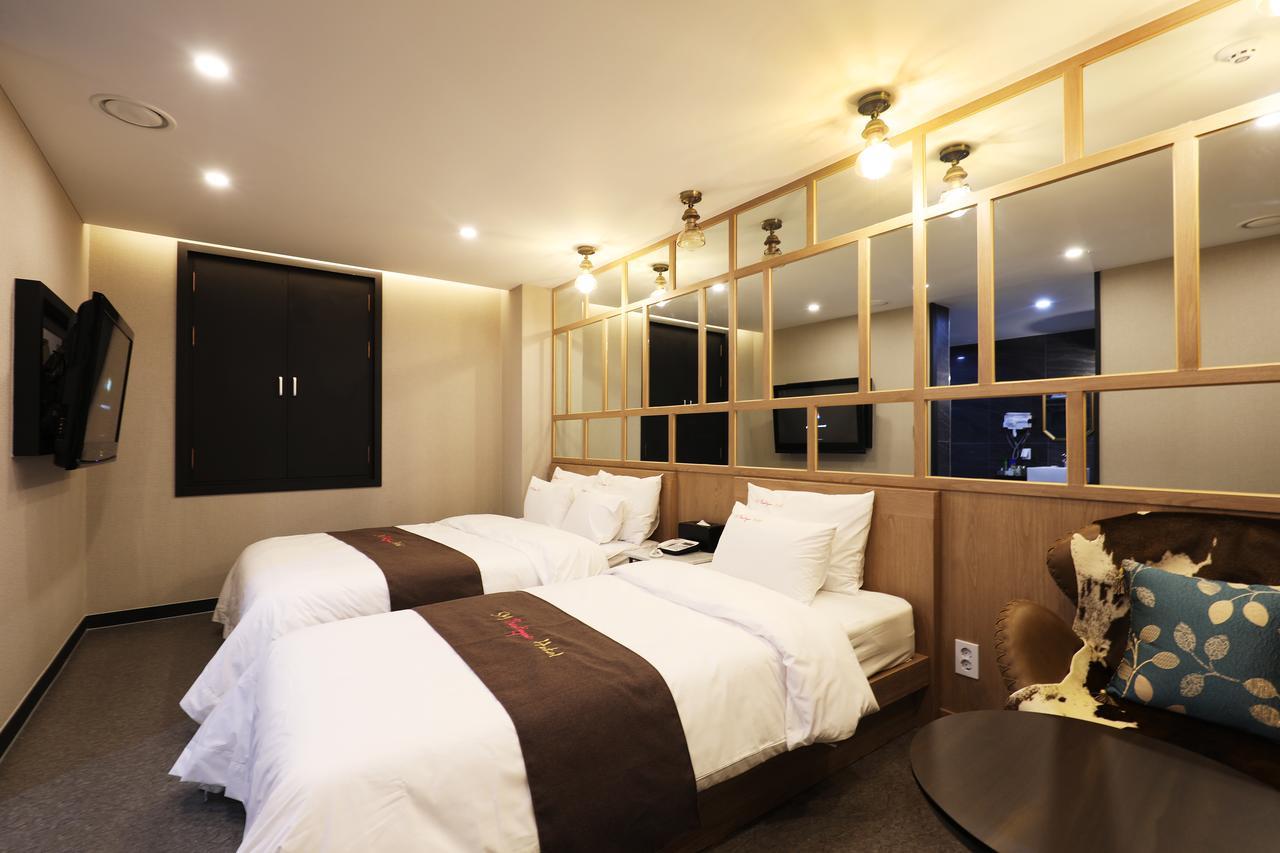 Sm Boutique Hotel Seoul Bagian luar foto
